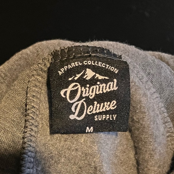 Women’s Cali Hoodie - Picture 2 of 2